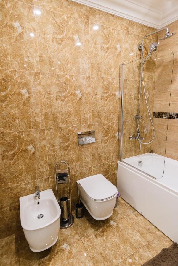 Luxury For Business & Pleasure Royal 2 Lägenhet Kiev Exteriör bild