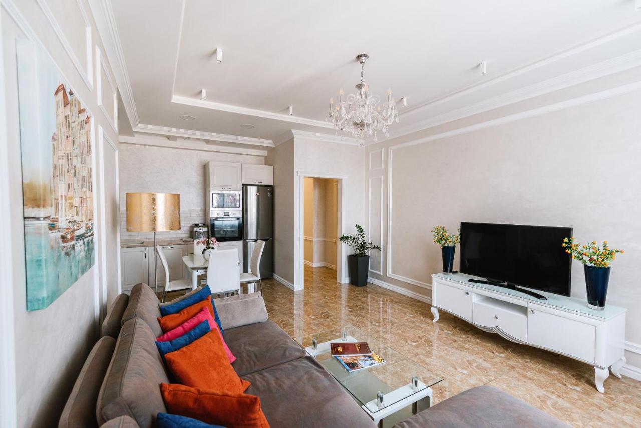 Luxury For Business & Pleasure Royal 2 Lägenhet Kiev Exteriör bild