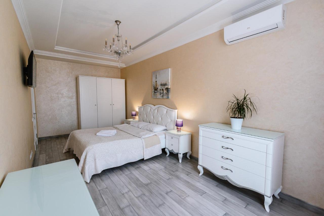 Luxury For Business & Pleasure Royal 2 Lägenhet Kiev Exteriör bild