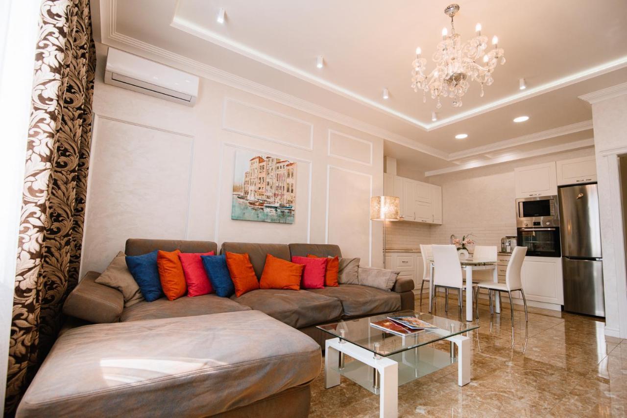 Luxury For Business & Pleasure Royal 2 Lägenhet Kiev Exteriör bild
